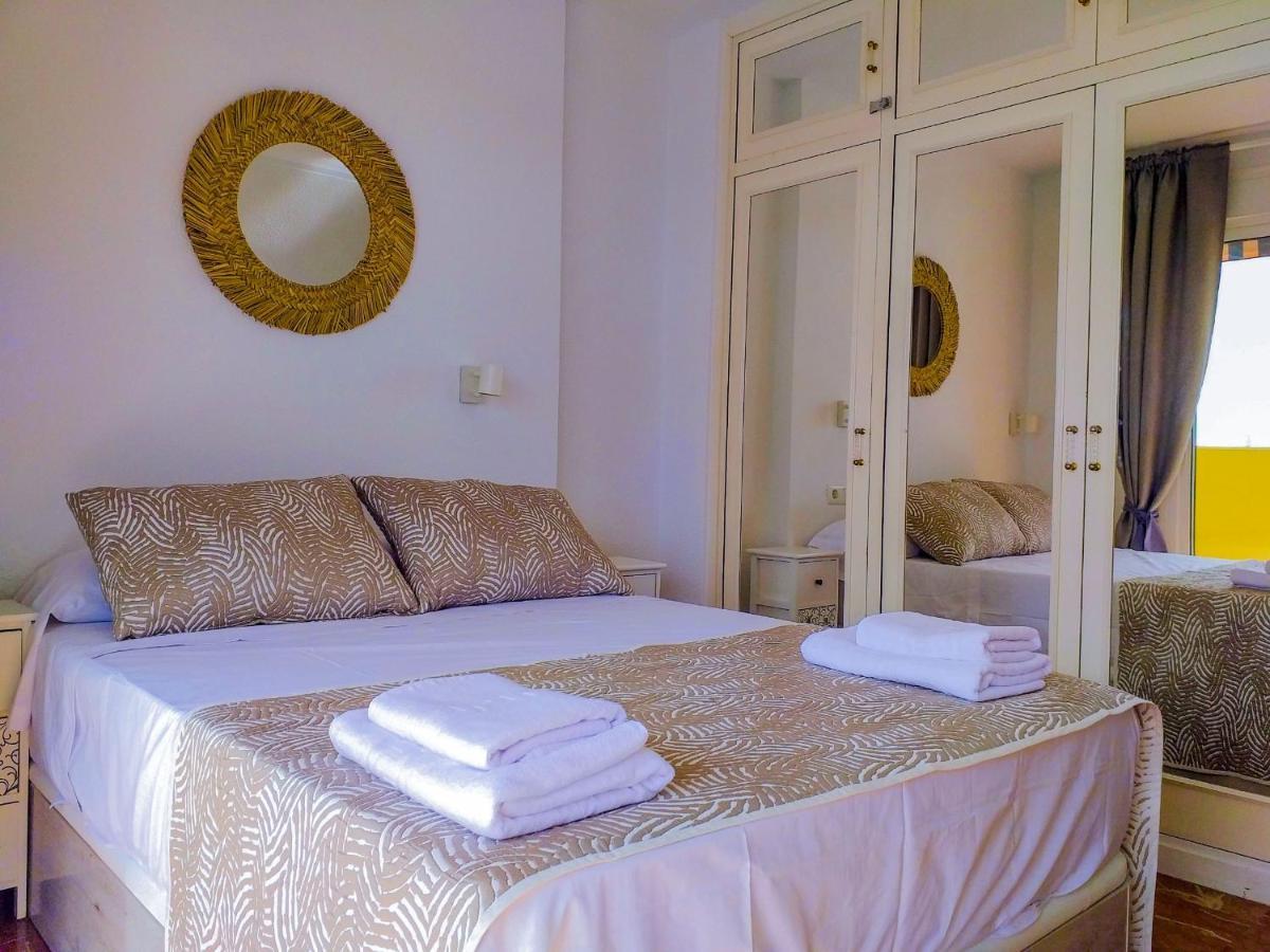 Apartamento Don Gustavo Attic เบนัลมาเดนา ภายนอก รูปภาพ